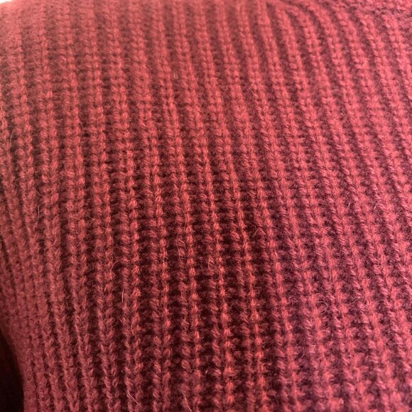 Vince Cashmere Turtleneck Sweater – Burgundy Minimalist Knit - Picture 6 of 7